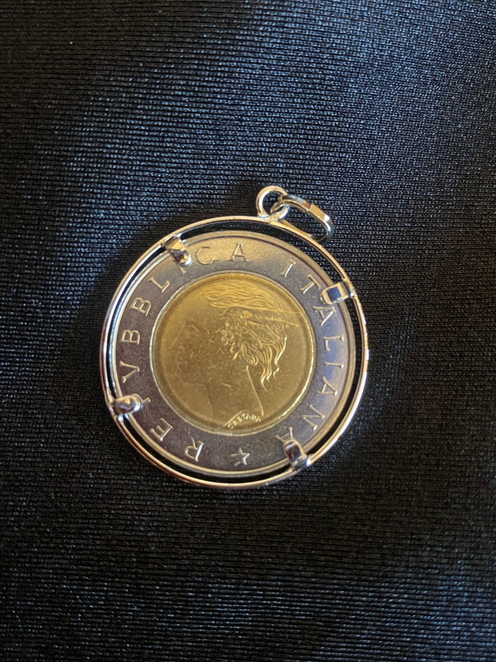 Vintage Italia Coin Pendant.